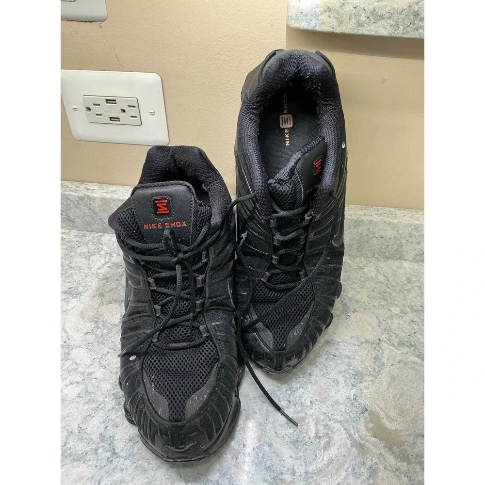Nike Sneakers Shox TL 13 Black Triple Black AV3595-002 TPU Cage Low Top